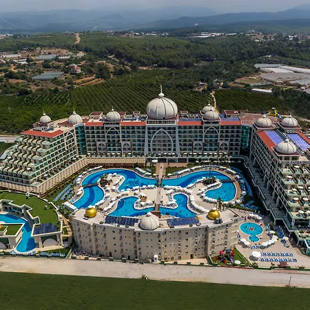 Alan Xafira Deluxe 5*