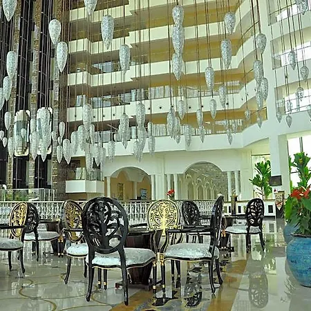 Alan Xafira Deluxe Hotel