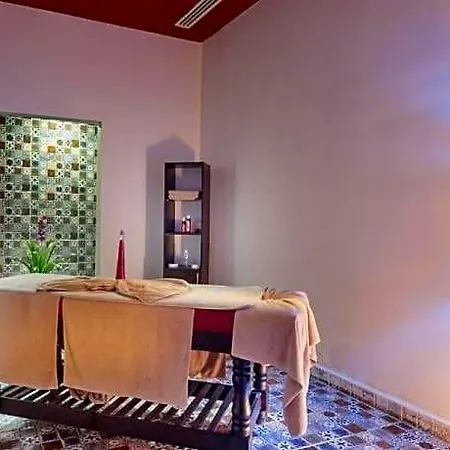 Alan Xafira Deluxe Hotel