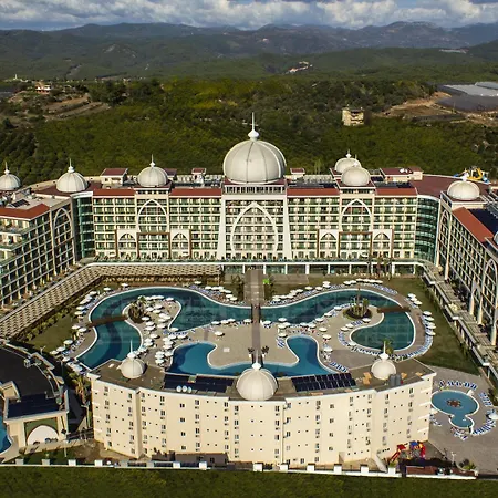 Alan Xafira Deluxe Turkler