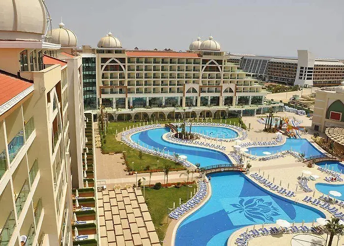 Alan Xafira Deluxe ホテル 5*