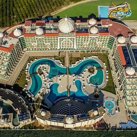 Alan Xafira Deluxe Turkler