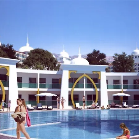 فندق Alan Xafira Deluxe 5*