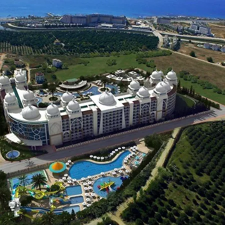 Alan Xafira Deluxe Turkler